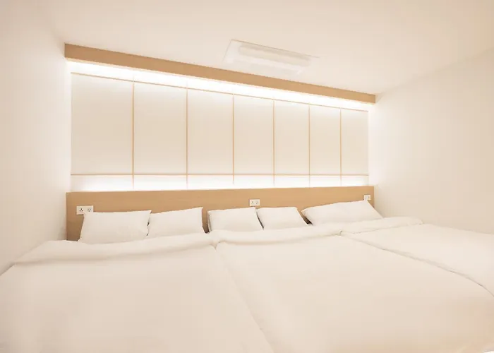 Appartamento Group Rental For 14 - Cypress Sauna & 2 Jacuzzis - 3 Min To Busan Station Busan